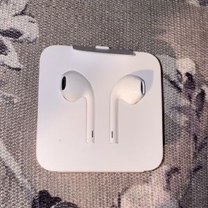 iPhone Earphones (WIRED)